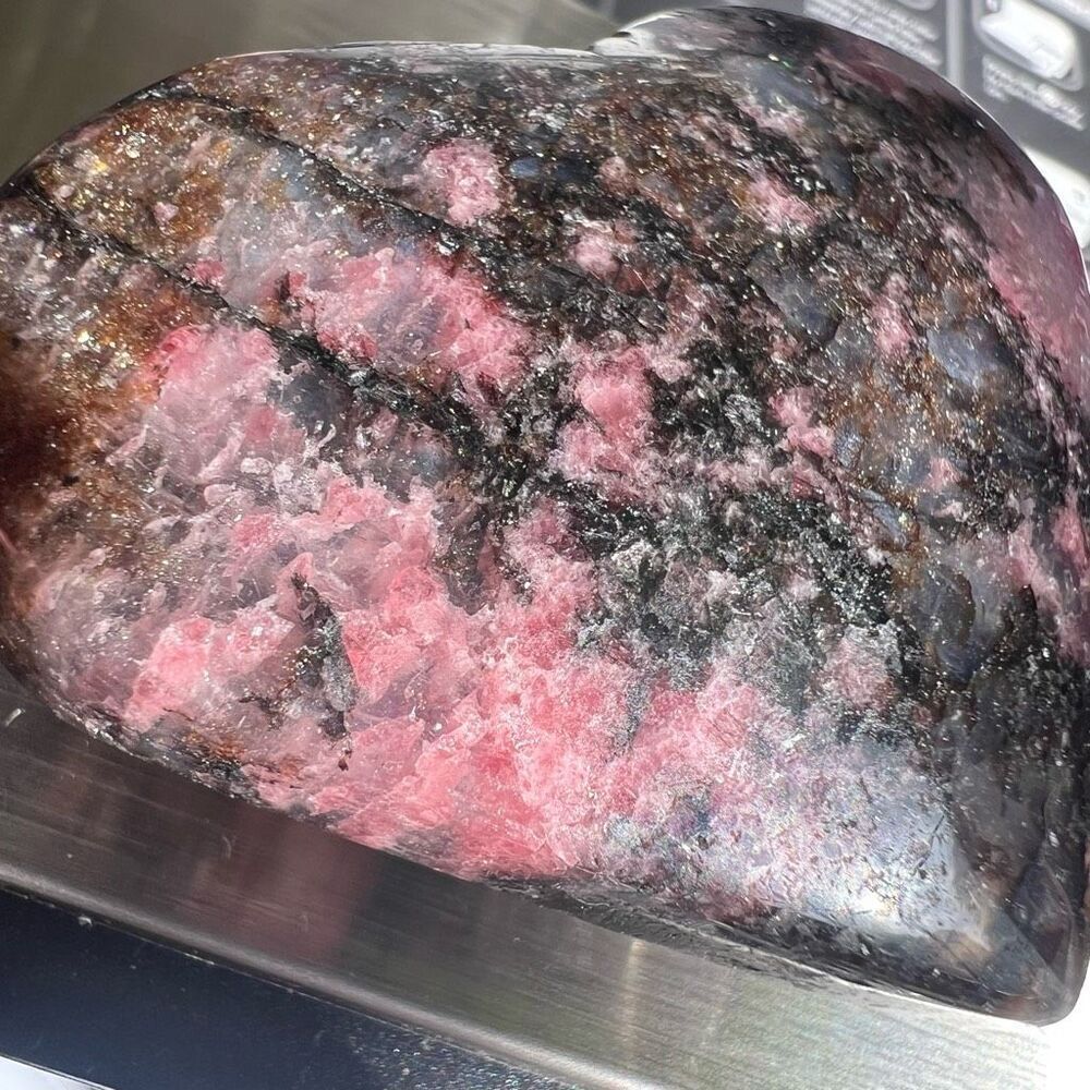 Icy Rhodonite Crystal Heart Carving - Picture 7 of 12